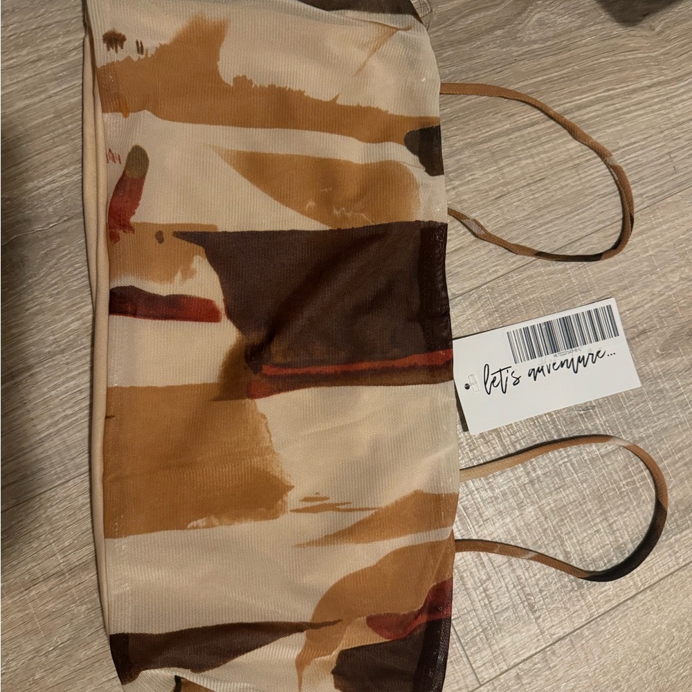 Brand New with tags 12th & Tribe pattern crop top.